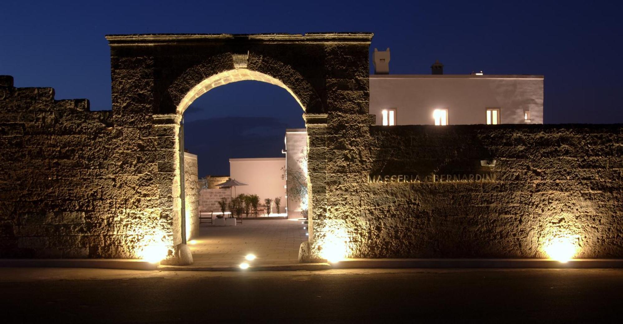 Masseria Bernardini Art Resort นาร์โด ภายนอก รูปภาพ